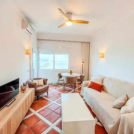 Skol 536 - Great One Bed With Wonderful Sea View. Appartement Marbella