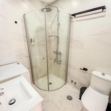 Skol 536 - Great One Bed With Wonderful Sea View.